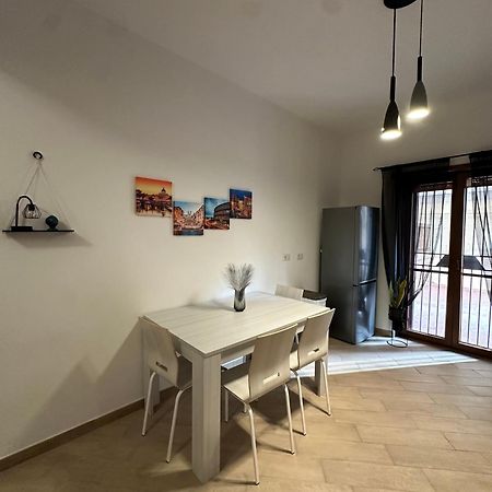 Livia'S Home Pomezia Luaran gambar